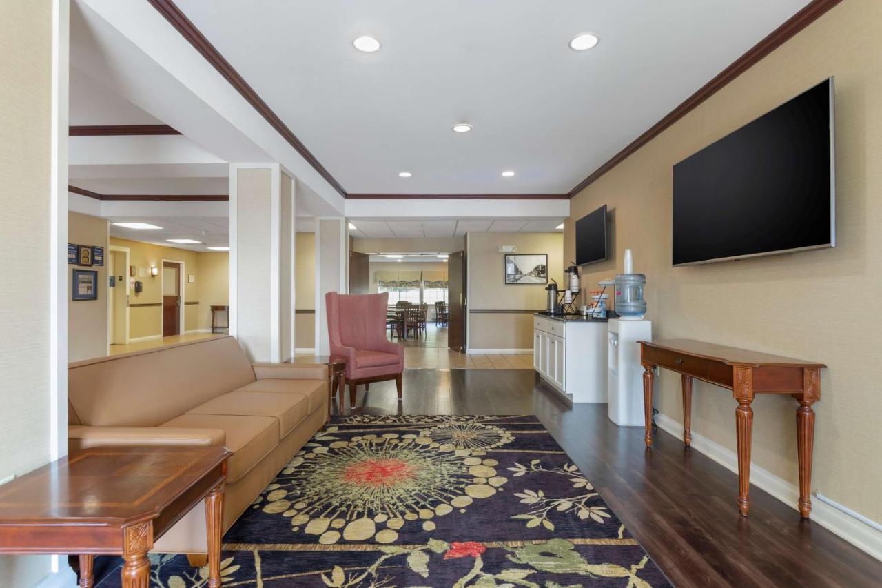 Best Western Lawrenceburg Inn Екстер'єр фото