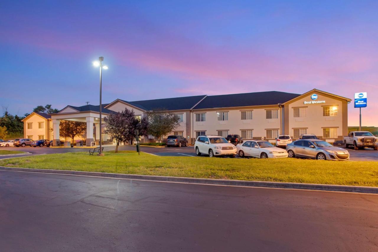 Best Western Lawrenceburg Inn Екстер'єр фото