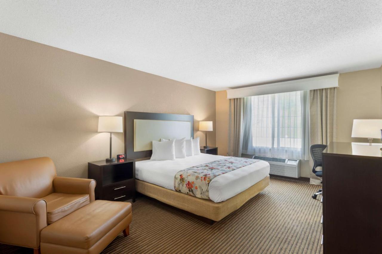 Best Western Lawrenceburg Inn Екстер'єр фото