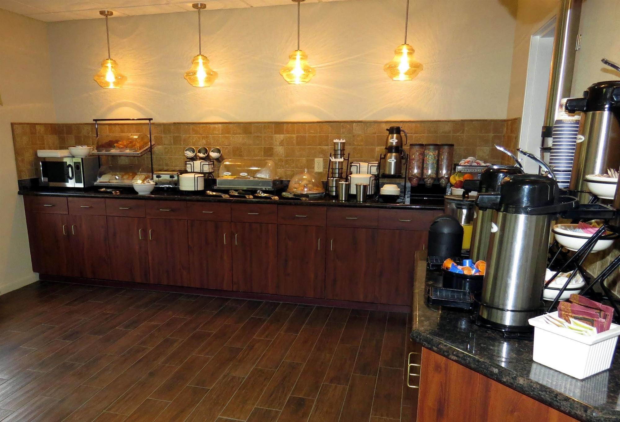 Best Western Lawrenceburg Inn Екстер'єр фото