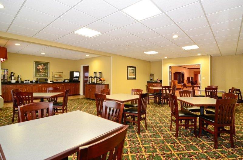 Best Western Lawrenceburg Inn Ресторан фото