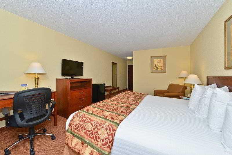 Best Western Lawrenceburg Inn Екстер'єр фото